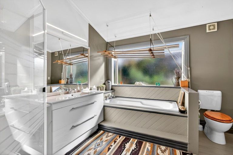 Photo of property in 32 Murphys Line, Featherston, 5771