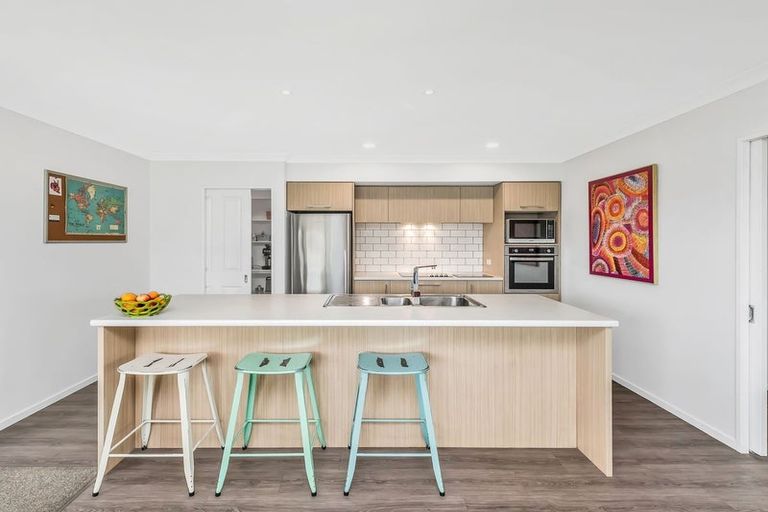 Photo of property in 1 Lloyds Close, Rolleston, 7614