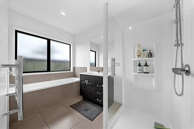 Photo of property in 11 Millbrae Place, Pokeno, 2402