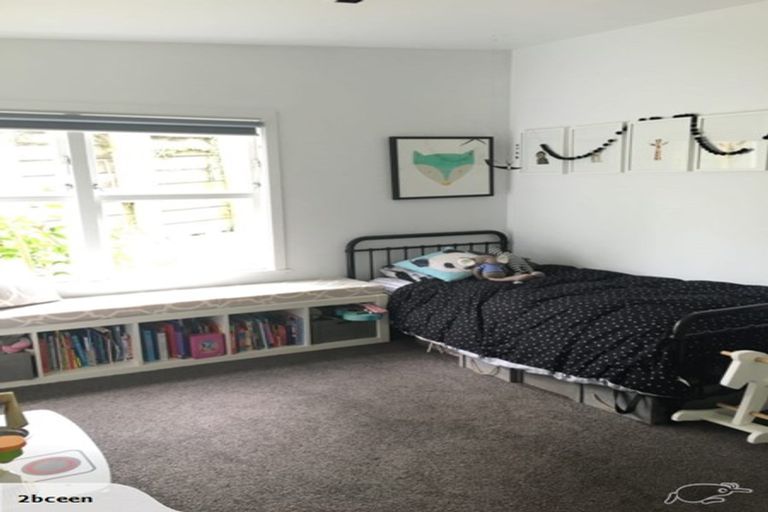 Photo of property in 960 Beach Road, Torbay, Auckland, 0630