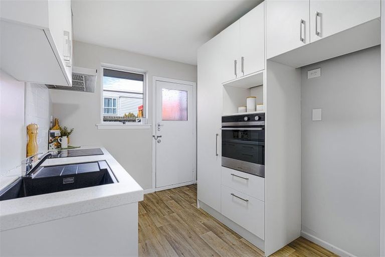 Photo of property in 2/14 Rotherham Street, Riccarton, Christchurch, 8041