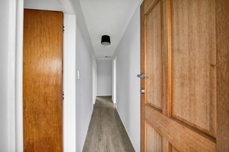 Photo of property in 13 Oberon Street, Stratford, 4332