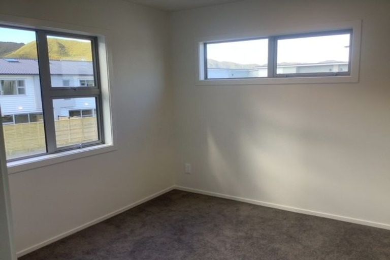 Photo of property in 31 Mcgrath Way, Taita, Lower Hutt, 5011