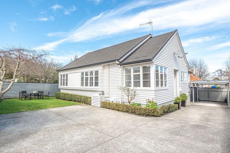 Photo of property in 17a Taranaki Street, Saint Johns Hill, Whanganui, 4501