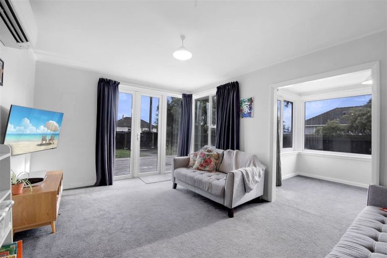 Photo of property in 90 Baynes Street, Burwood, Christchurch, 8083