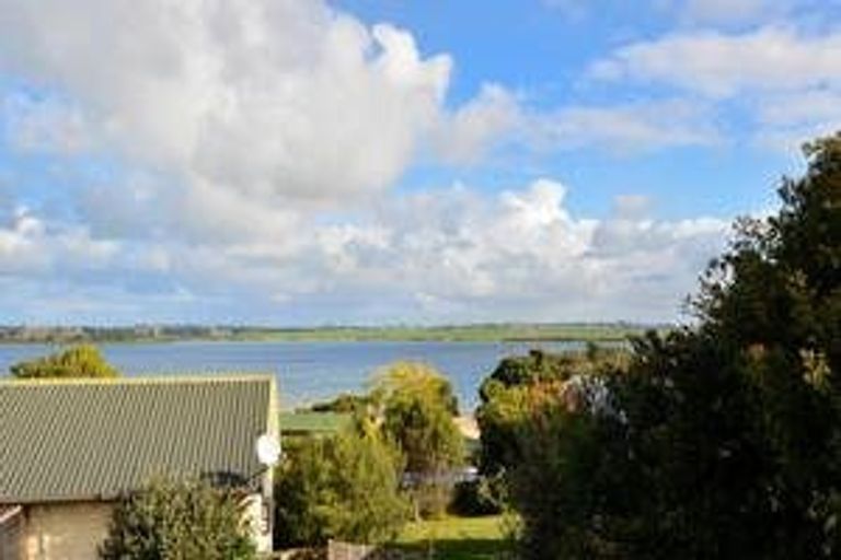 Photo of property in 10 Sunningdale Street, Wattle Downs, Auckland, 2103