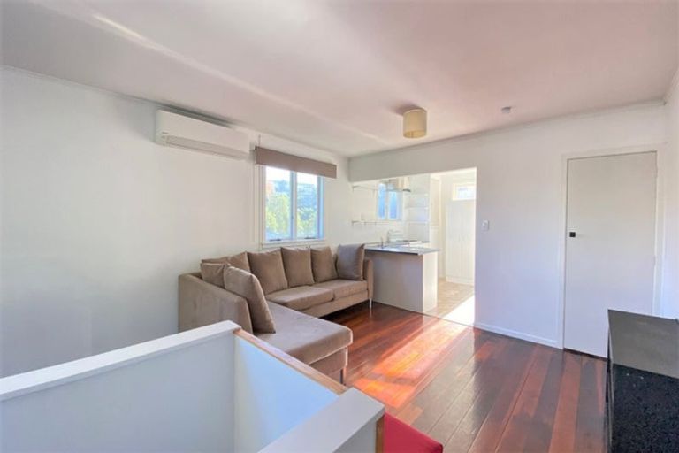Photo of property in 27 New Bond Street, Kingsland, Auckland, 1021