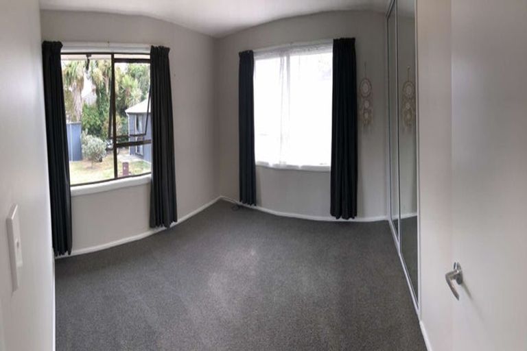 Photo of property in 8 Keighleys Road, Bromley, Christchurch, 8062