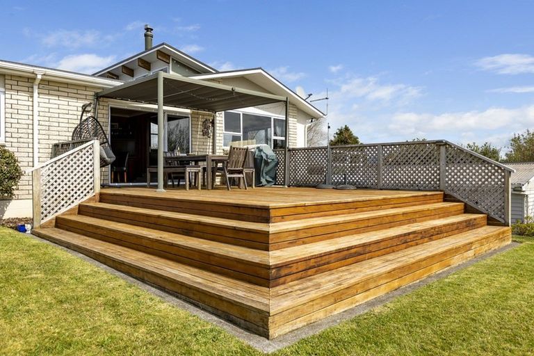 Photo of property in 41 Discovery Place, Marfell, New Plymouth, 4310