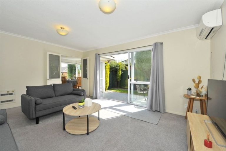 Photo of property in 2/33 Kintyre Drive, Broomfield, Christchurch, 8042