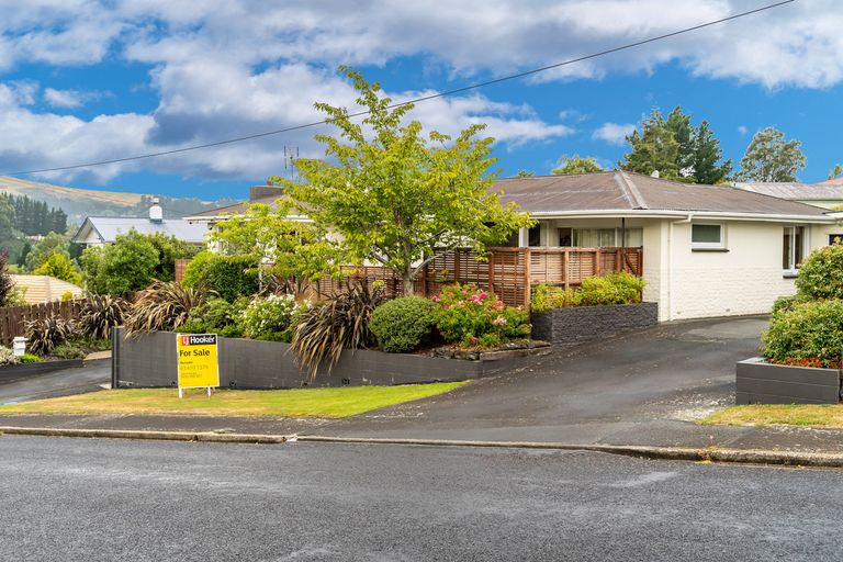 Photo of property in 120 Martin Road, Fairfield, Dunedin, 9018