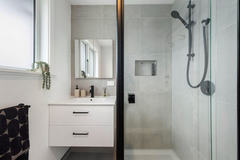 Photo of property in 21 Glenfield Crescent, Mairehau, Christchurch, 8052