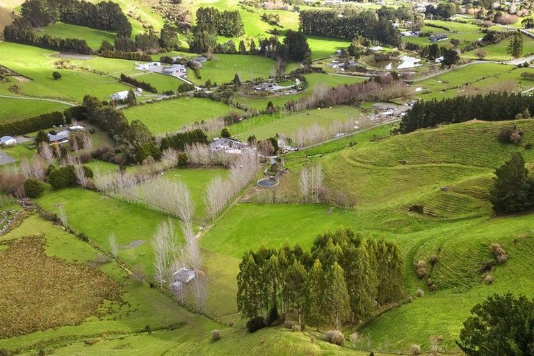 Photo of property in 111a Johnsons Road, Whitemans Valley, Upper Hutt, 5371