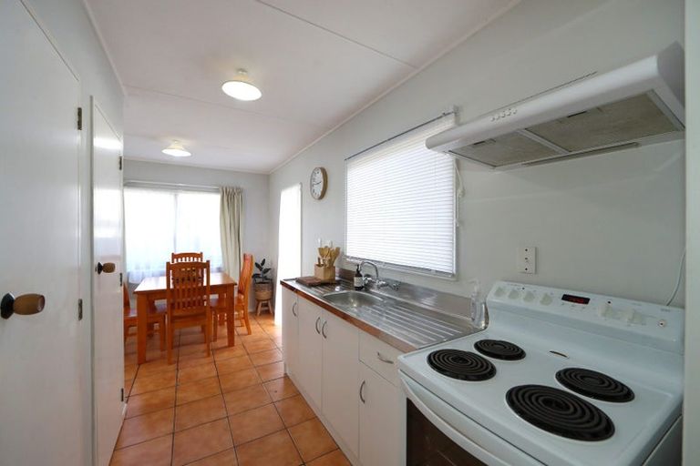 Photo of property in 251 Flaxmere Avenue, Flaxmere, Hastings, 4120