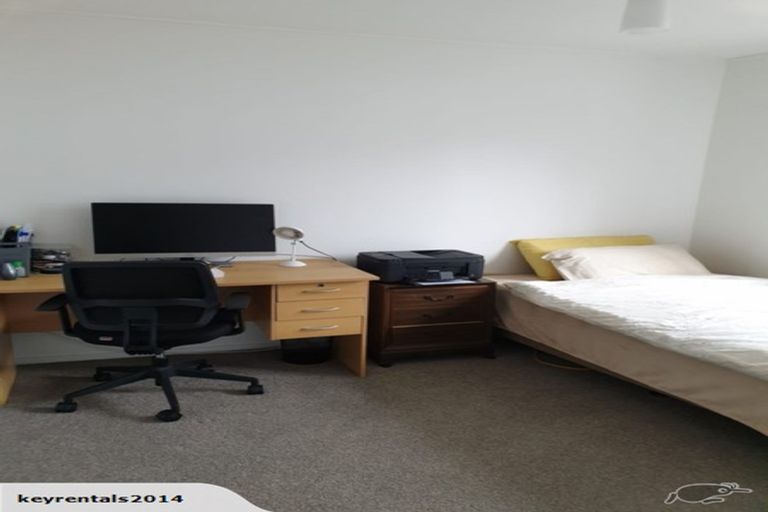 Photo of property in 4/1106 High Street, Taita, Lower Hutt, 5011