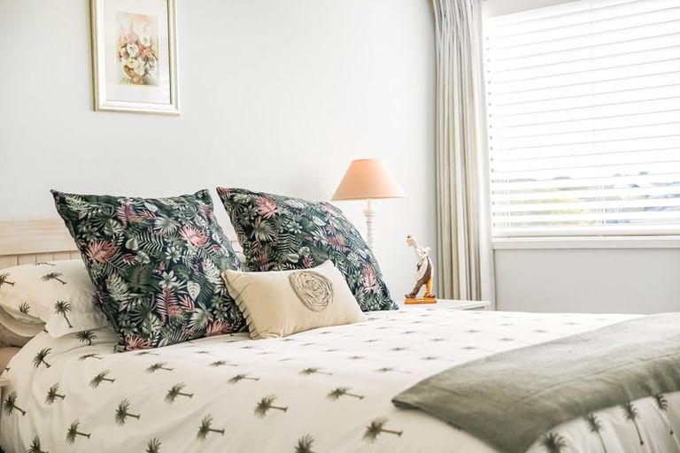 Photo of property in 1/24 Clifton Road, Hauraki, Auckland, 0622