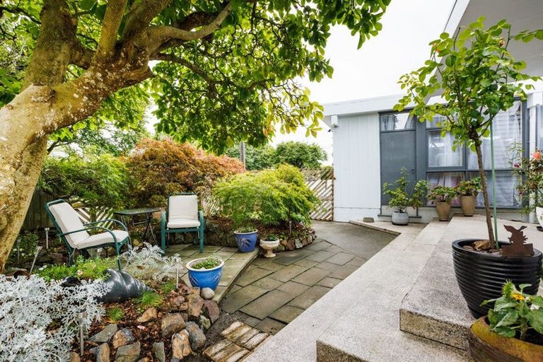 Photo of property in 18 Buick Crescent, Awapuni, Palmerston North, 4412