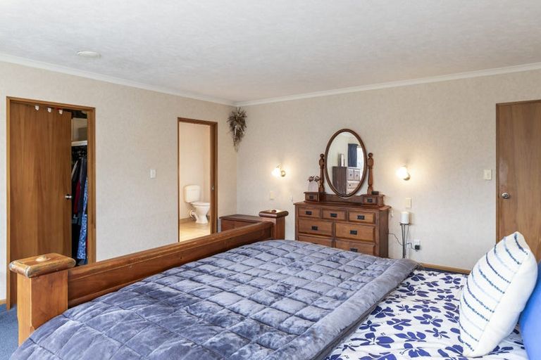 Photo of property in 16 Westhaven Place, Redwoodtown, Blenheim, 7201