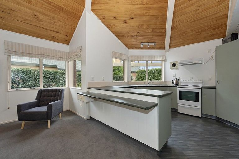 Photo of property in 102 Endeavour Avenue, Flagstaff, Hamilton, 3210