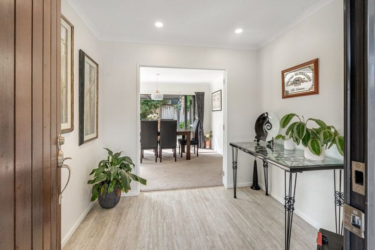 Photo of property in 19 Ysabel Crescent, The Gardens, Auckland, 2105