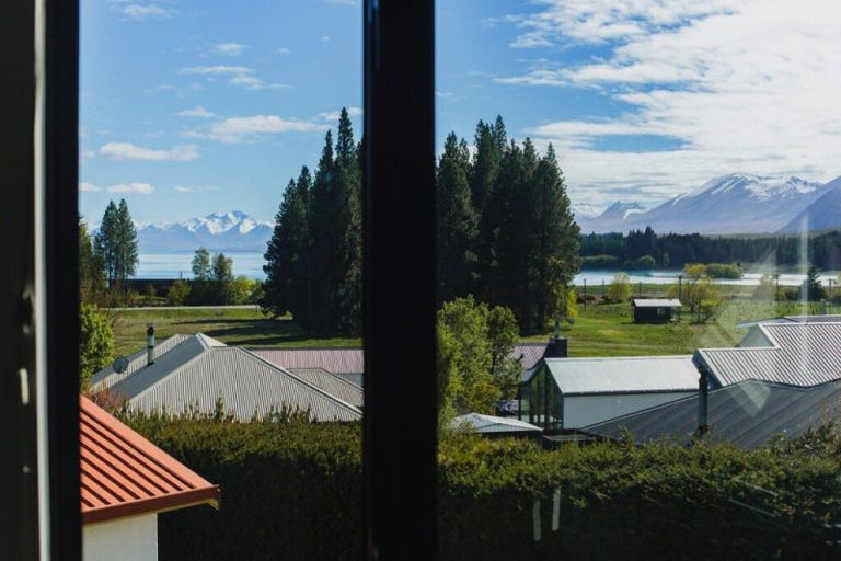Photo of property in 15 Hamilton Drive, Lake Tekapo, 7999