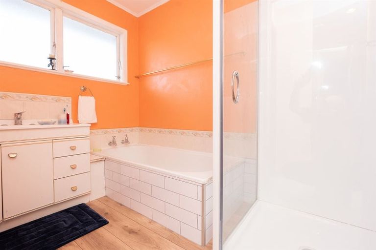 Photo of property in 14 Lysander Place, Hillcrest, Hamilton, 3216