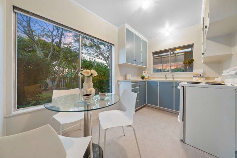 Photo of property in 47 Tirimoana Road, Te Atatu South, Auckland, 0602