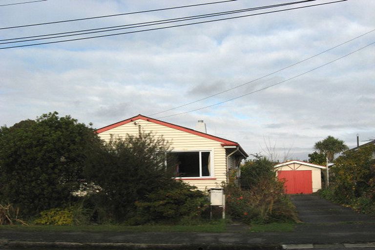 Photo of property in 9 Vagues Road, Northcote, Christchurch, 8052