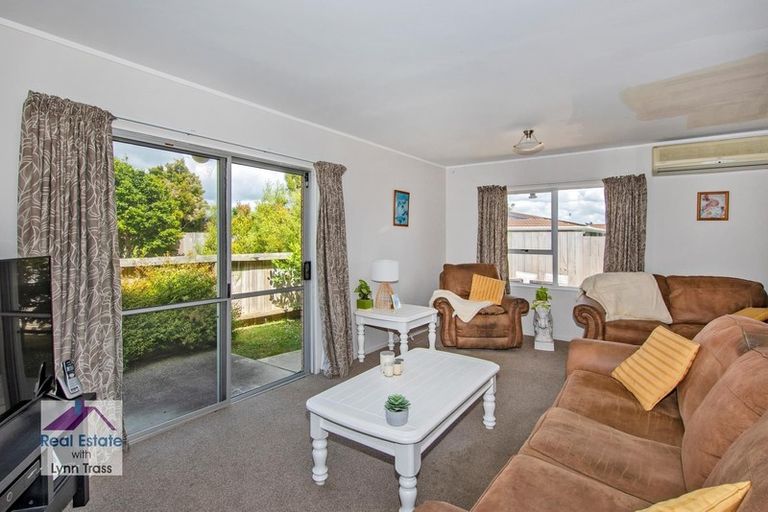 Photo of property in 16 Cypress Gardens Place, Onerahi, Whangarei, 0110