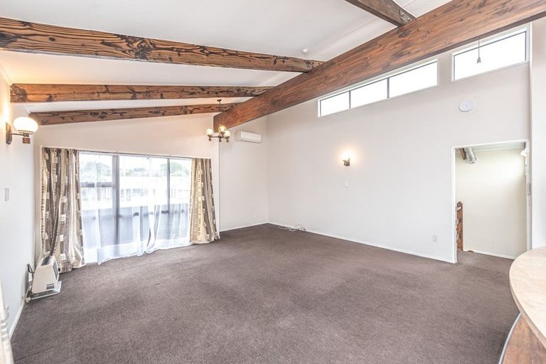 Photo of property in 8 Ash Place, Aramoho, Whanganui, 4500
