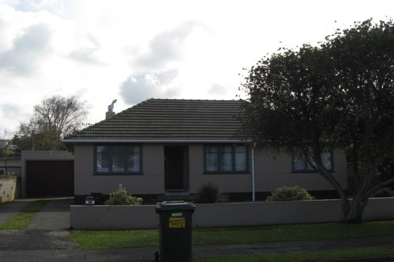 Photo of property in 16 Nikau Street, Tawhero, Whanganui, 4501