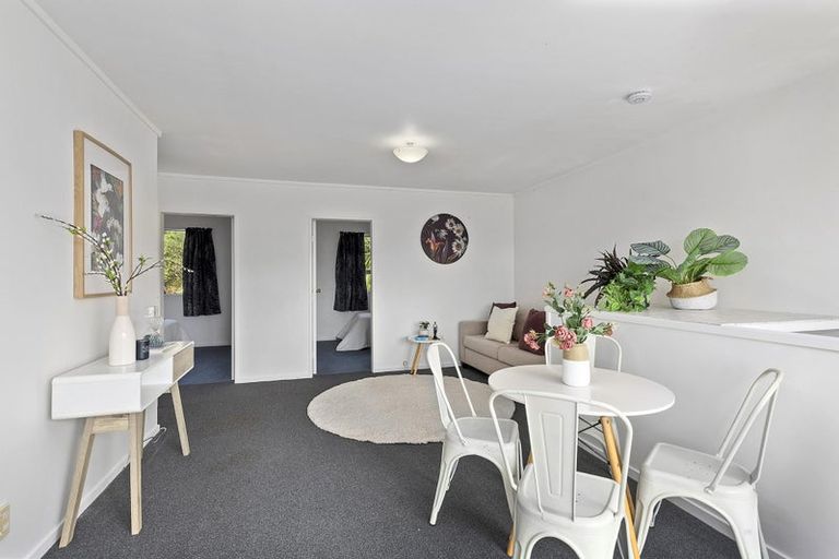 Photo of property in 3a Oldham Way, Crofton Downs, Wellington, 6035