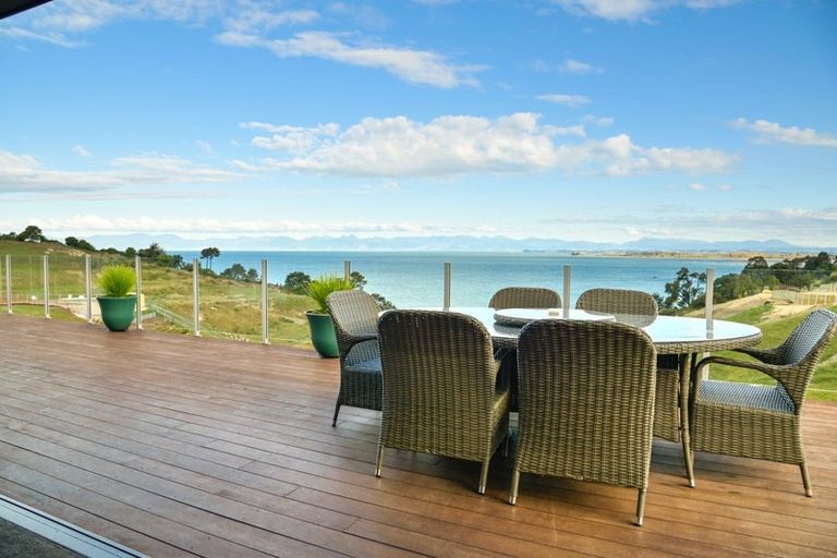 Photo of property in 6 Talisman Heights, Kaiteriteri, Motueka, 7197