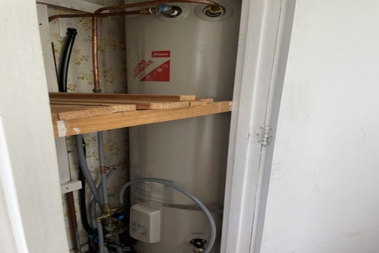 Photo of property in 18 Canal West Road, Waitakaruru, Thames, 3576