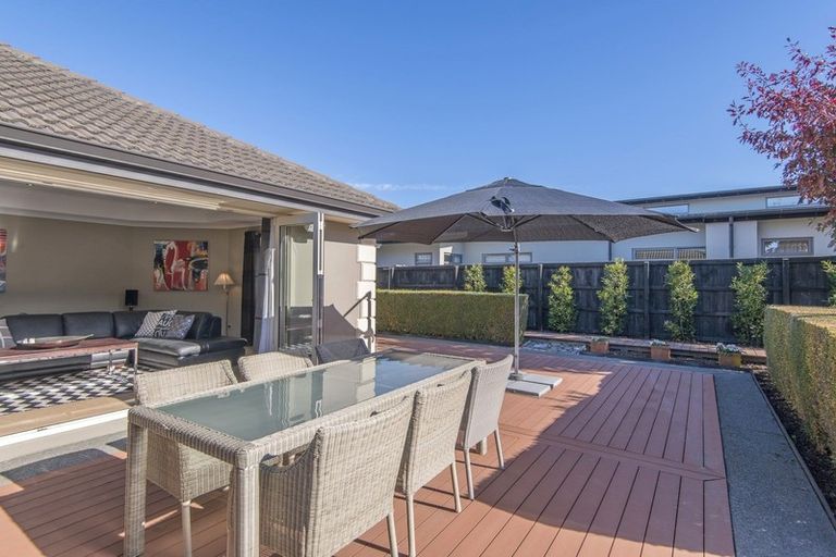Photo of property in 10 Ruby Avenue, Northwood, Christchurch, 8051