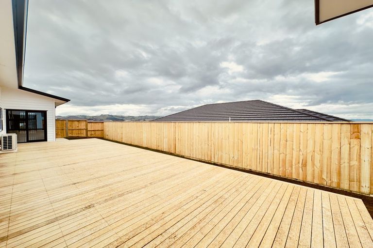 Photo of property in 10 Viv Green Place, Pokeno, 2402