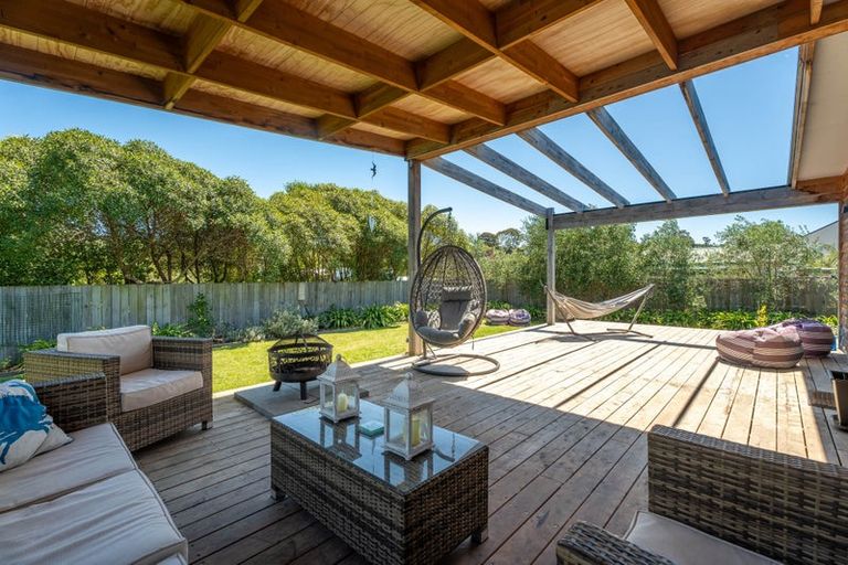 Photo of property in 12 Broadsea Avenue, Ruby Bay, Mapua, 7005