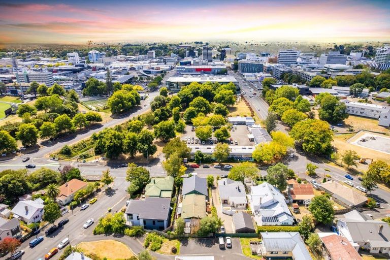 Photo of property in 9 Seddon Road, Frankton, Hamilton, 3204