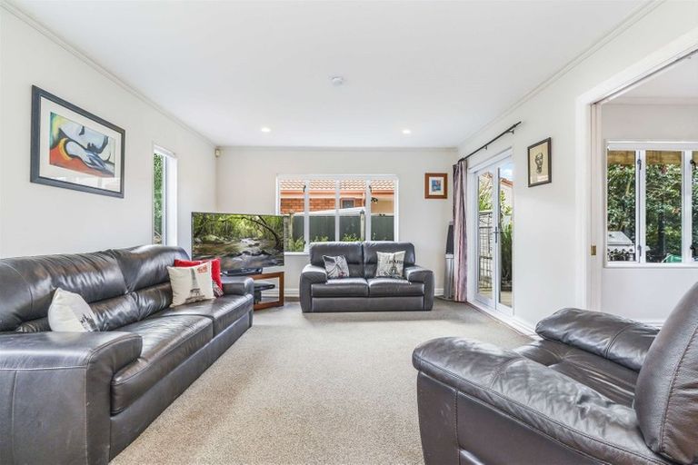 Photo of property in 51 Nielsen Gardens, Rototuna, Hamilton, 3210