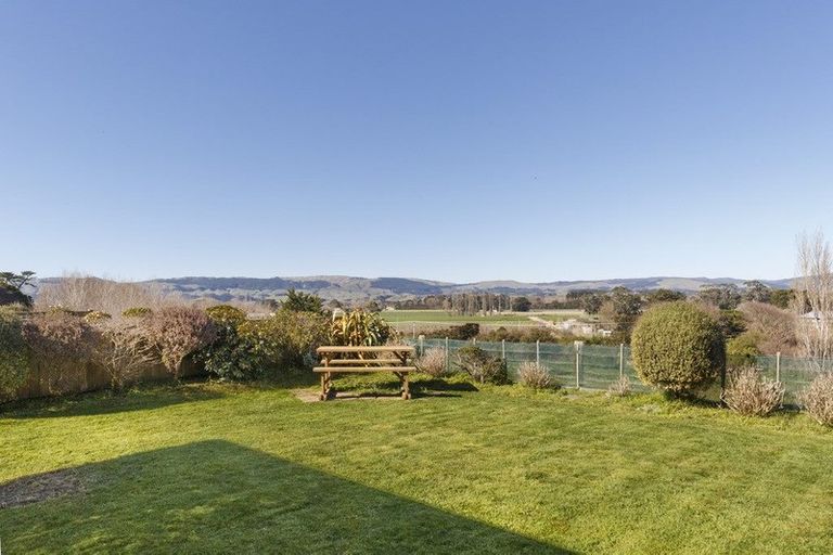 Photo of property in 51 Royal Oak Drive, Kelvin Grove, Palmerston North, 4414