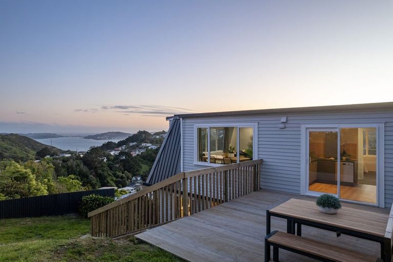 Photo of property in 75 Salford Street, Newlands, Wellington, 6037