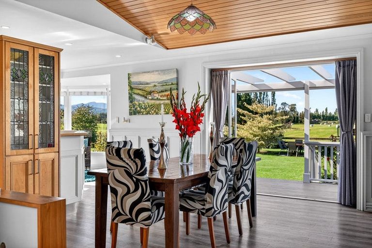 Photo of property in 23a Hupenui Road, Ahikouka, Greytown, 5794