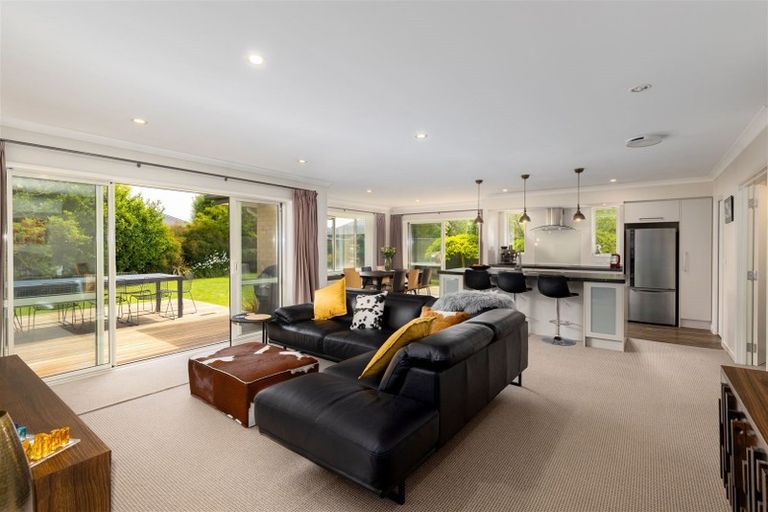 Photo of property in 10 Donovan Place, Aidanfield, Christchurch, 8025