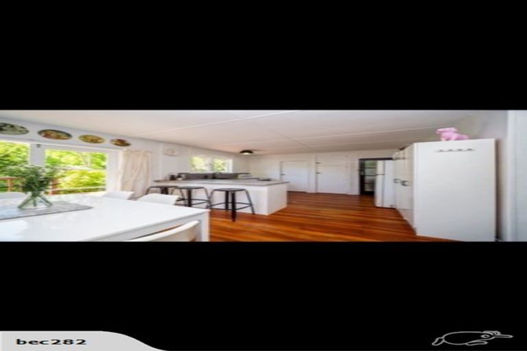 Photo of property in 117f Seaview Road, Westown, New Plymouth, 4310