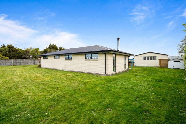 Photo of property in 4 Rangiora Woodend Road, Woodend, 7610