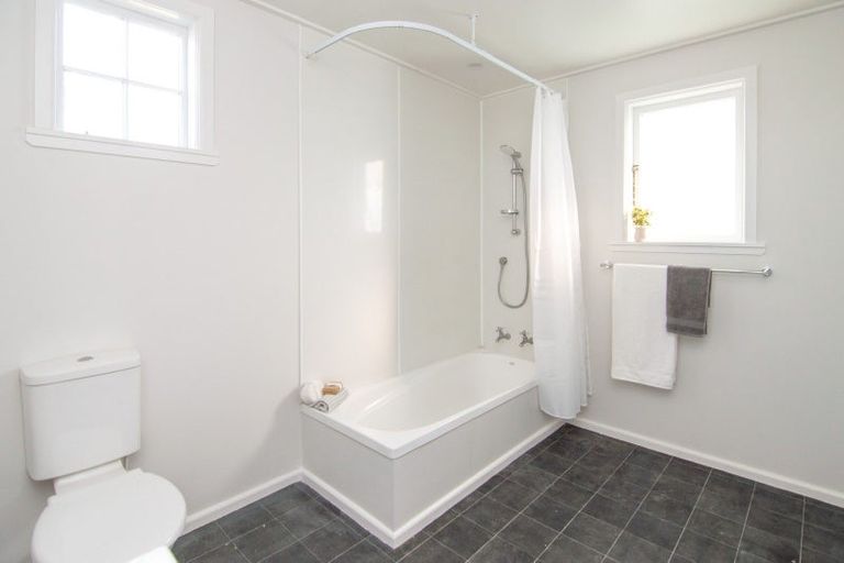 Photo of property in 31b Hulme Street, Roslyn, Palmerston North, 4414