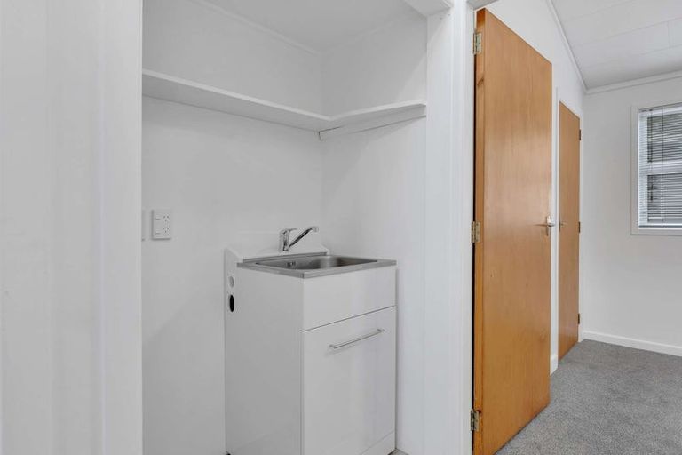 Photo of property in 2/20 Darnell Street, Fitzroy, New Plymouth, 4312