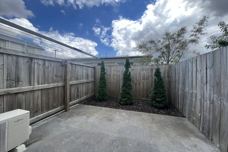 Photo of property in 23/10 Burrows Place, Frankton, Hamilton, 3204