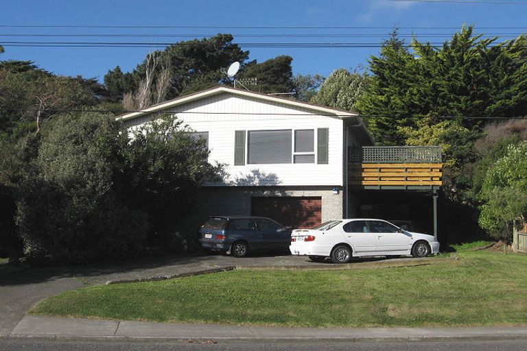 Photo of property in 64 Matai Road, Raumati South, Paraparaumu, 5032