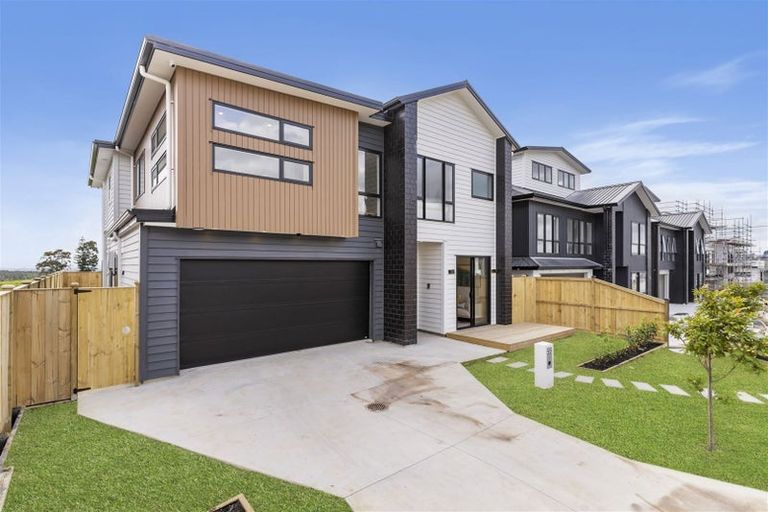 Photo of property in 22 Bendridge Street, Flat Bush, Auckland, 2019